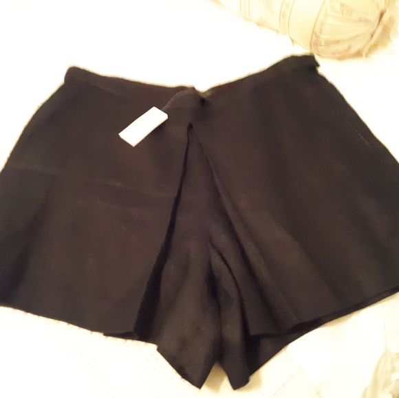 J. Crew Pants - J Crew 100% Linen Short
